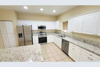 9409 SW 225th St, Cutler Bay, FL 33190 - Photo 7
