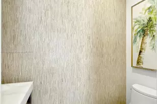 324 Balboa St, Hollywood, FL 33019 - Photo 13