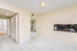 10114 NW 4th Ln, Miami, FL 33172 - Photo 7