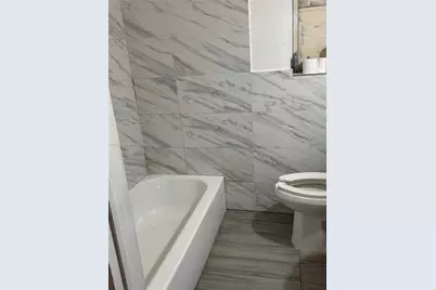 1240 NW 86th St, Miami, FL 33147 - Photo 5