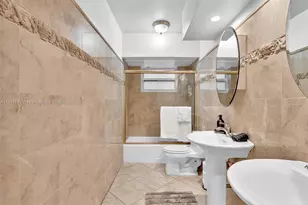 413 Tamarind Dr, Hallandale Beach, FL 33009 - Photo 57