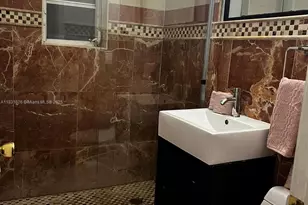 1227 Euclid Ave, Miami Beach, FL 33139 - Photo 23