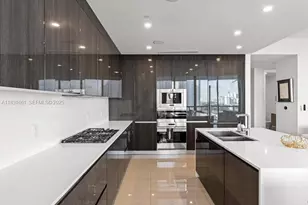 3250 NE 188th St, Aventura, FL 33180 - Photo 17