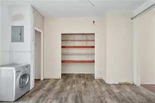 836 10th St, Miami Beach, FL 33139 - Photo 9