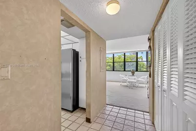 20381 NE 30th Ave #410-7, Aventura, FL 33180 - Photo 13