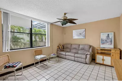 20381 NE 30th Ave #410-7, Aventura, FL 33180 - Photo 7