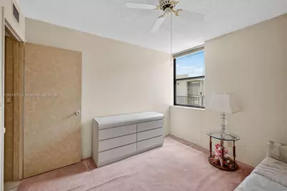 20381 NE 30th Ave #410-7, Aventura, FL 33180 - Photo 29