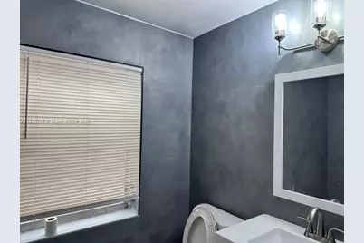 42 SE 10th Ter, Dania Beach, FL 33004 - Photo 45