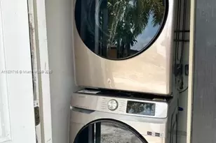 42 SE 10th Terrace, Dania Beach, FL 33004 - Photo 35