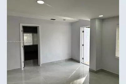 42 SE 10th Ter, Dania Beach, FL 33004 - Photo 33