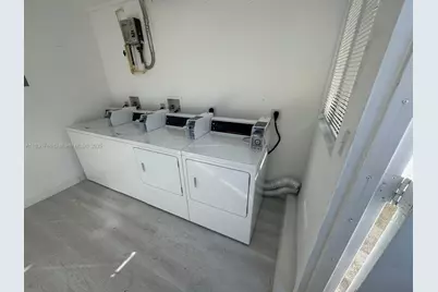 1236 SW 4th St, Miami, FL 33135 - Photo 31