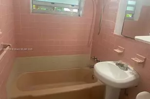 1990 NE 168th St, North Miami Beach, FL 33162 - Photo 3