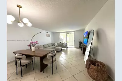 620 NE 12th Ave #102, Hallandale Beach, FL 33009 - Photo 3