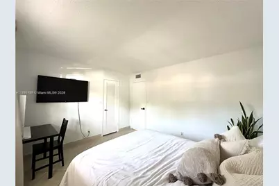 620 NE 12th Ave #102, Hallandale Beach, FL 33009 - Photo 19