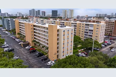 620 NE 12th Ave #102, Hallandale Beach, FL 33009 - Photo 23