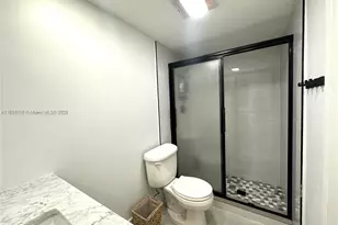 620 NE 12th Ave, Hallandale Beach, FL 33009 - Photo 17