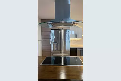 19390 Collins Ave #424, Sunny Isles Beach, FL 33160 - Photo 5