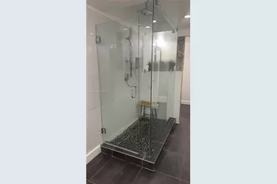 19390 Collins Ave #424, Sunny Isles Beach, FL 33160 - Photo 21