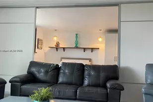 19390 Collins Ave, Sunny Isles Beach, FL 33160 - Photo 9