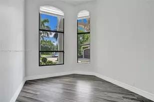 11056 Blackhawk Blvd, Davie, FL 33328 - Photo 17