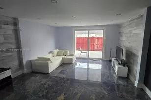 606 NW 107th Ave, Miami, FL 33172 - Photo 3