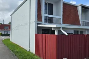 606 NW 107th Ave, Miami, FL 33172 - Photo 43