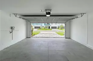 2060 Stillview Pass, Zephyrhills, FL 33541 - Photo 29