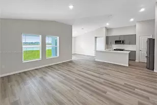 2060 Stillview Pass, Zephyrhills, FL 33541 - Photo 19