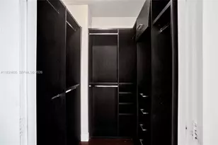 601 NE 36th St, Miami, FL 33137 - Photo 31