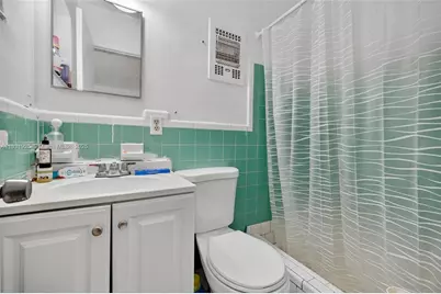 2779 NW 9th Pl, Fort Lauderdale, FL 33311 - Photo 17