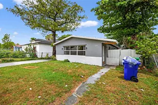 2779 NW 9th Pl, Fort Lauderdale, FL 33311 - Photo 3