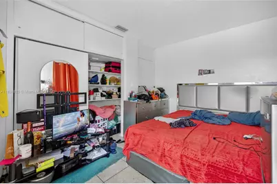 2779 NW 9th Pl, Fort Lauderdale, FL 33311 - Photo 15