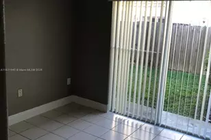 1663 SE 29th St, Homestead, FL 33035 - Photo 13