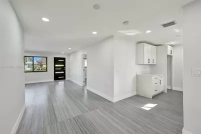 212 SW 11th Ave, Dania Beach, FL 33004 - Photo 7