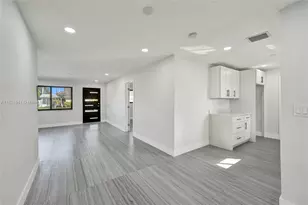 212 SW 11th Ave, Dania Beach, FL 33004 - Photo 7