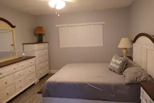 5102 NW 36th St, Lauderdale Lakes, FL 33319 - Photo 9