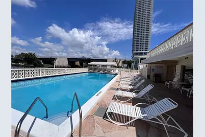 1817 S Ocean Dr #426, Hallandale Beach, FL 33009 - Photo 1