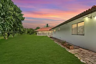 14025 SW 208th St, Miami, FL 33177 - Photo 5