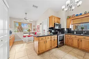 17130 SW 93rd Ave, Palmetto Bay, FL 33157 - Photo 9