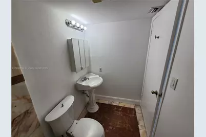 540 Brickell Key Dr #1603, Miami, FL 33131 - Photo 11