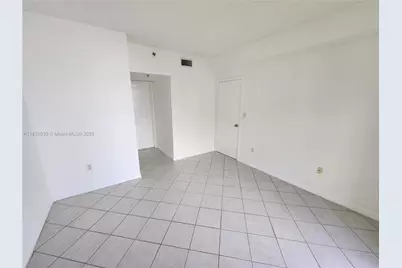 540 Brickell Key Dr #1603, Miami, FL 33131 - Photo 9