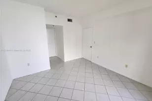 540 Brickell Key Dr, Miami, FL 33131 - Photo 9