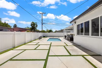 8631 SW 16th Ter, Miami, FL 33155 - Photo 29