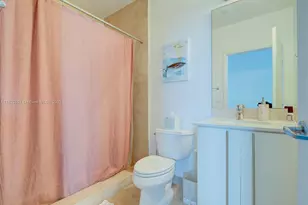 700 NE 25th St, Miami, FL 33137 - Photo 27