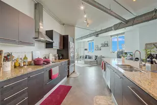 700 NE 25th St, Miami, FL 33137 - Photo 13