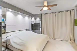 20191 E Country Club Dr, Aventura, FL 33180 - Photo 21