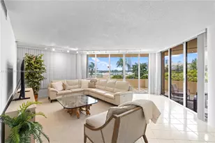 20191 E Country Club Dr, Aventura, FL 33180 - Photo 5