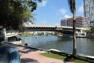 185 SW 7th St, Miami, FL 33130 - Photo 21