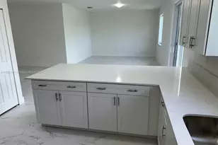 1828 NE 1st St, Homestead, FL 33033 - Photo 7