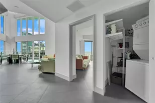 60 SW 13th St, Miami, FL 33130 - Photo 9